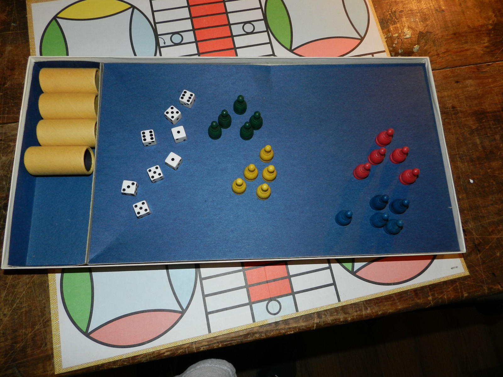 Milton Bradley Parcheesi Board Game 2-4 Players (4037) Complete!!