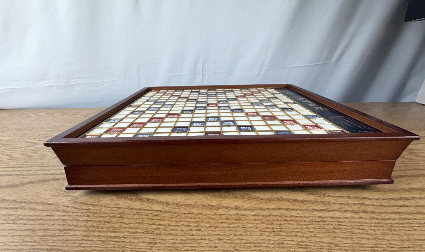 Scrabble Deluxe Classic Edition Wood Rotating Turntable Board Game Open Box