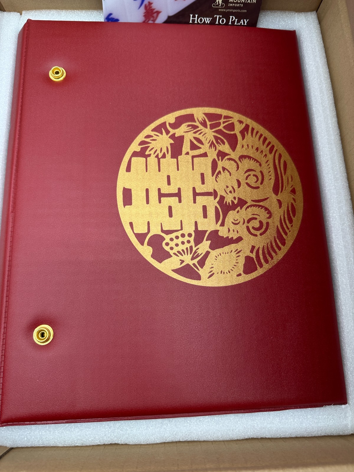 Yellow Mountain Imports Chinese Mahjong Set Rouge Heritage 146 Medium Tiles