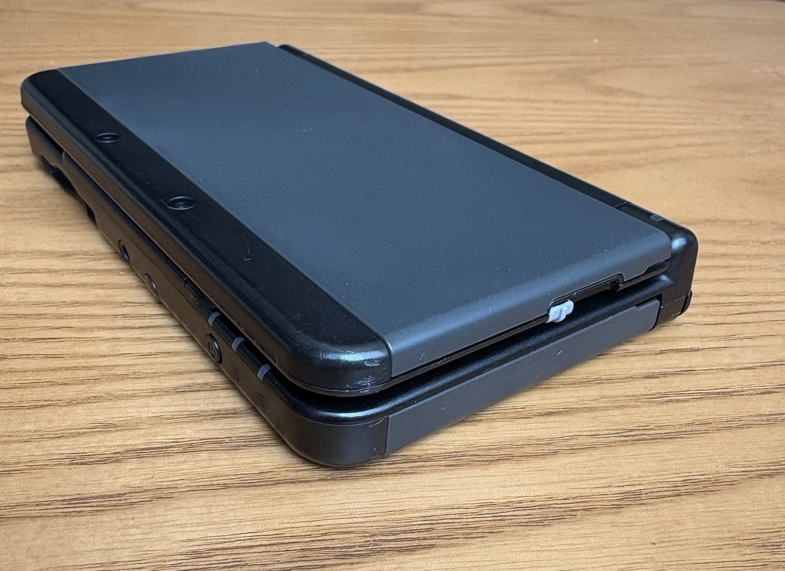 Nintendo new 3DS Black with original touch pen SD 4BG USB cable Used JP version