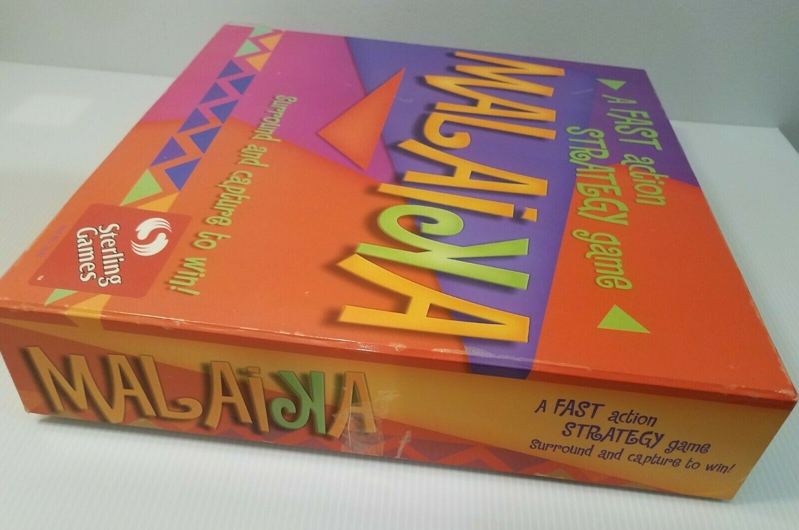 Malaika Strategy Board Game Surround and Capture RARE VTG Sterling Games 2003