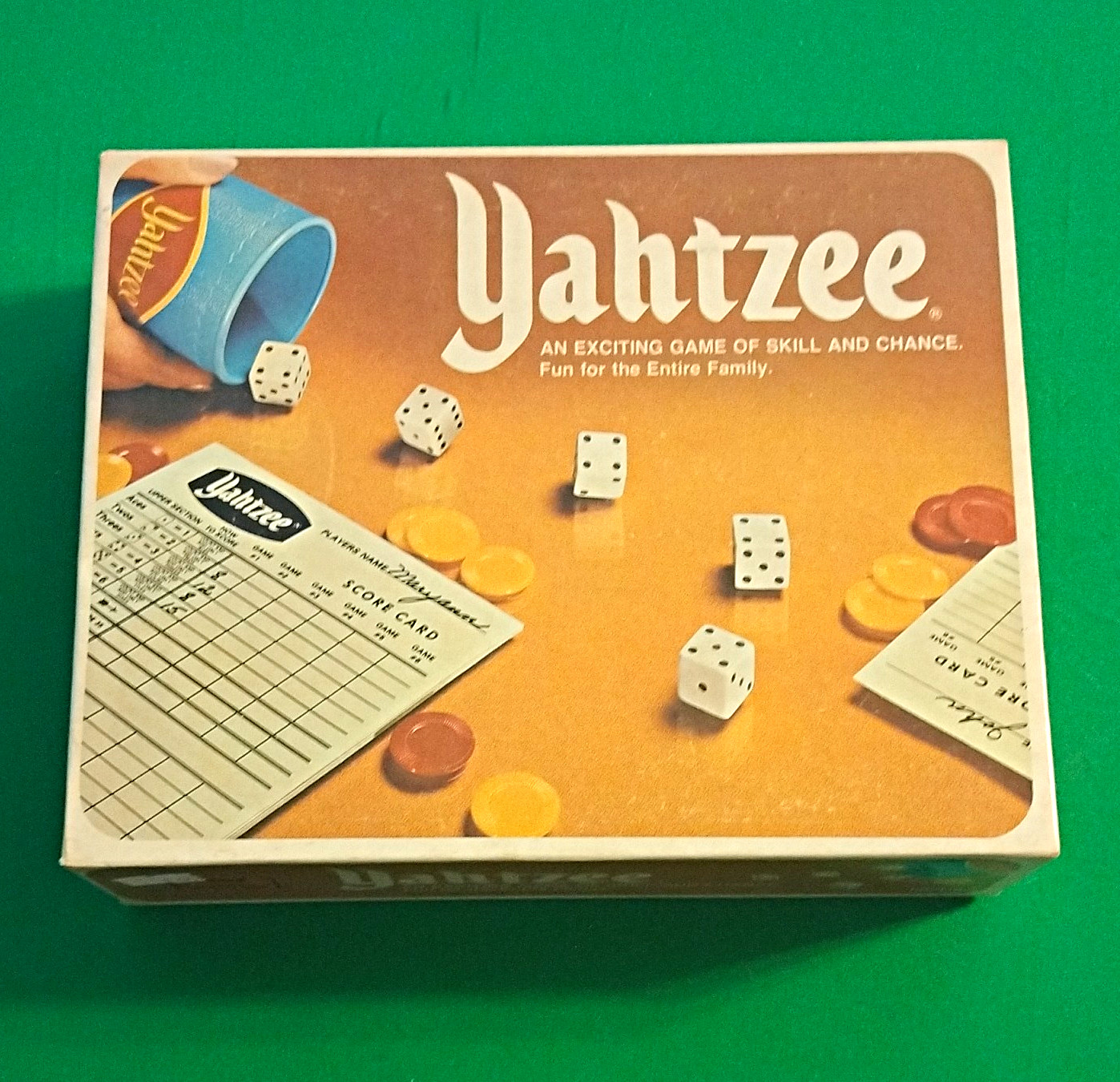 E. S. Lowe Yahtzee Dice Game Complete, Dice Cup, 2+ Players, Ages 8+