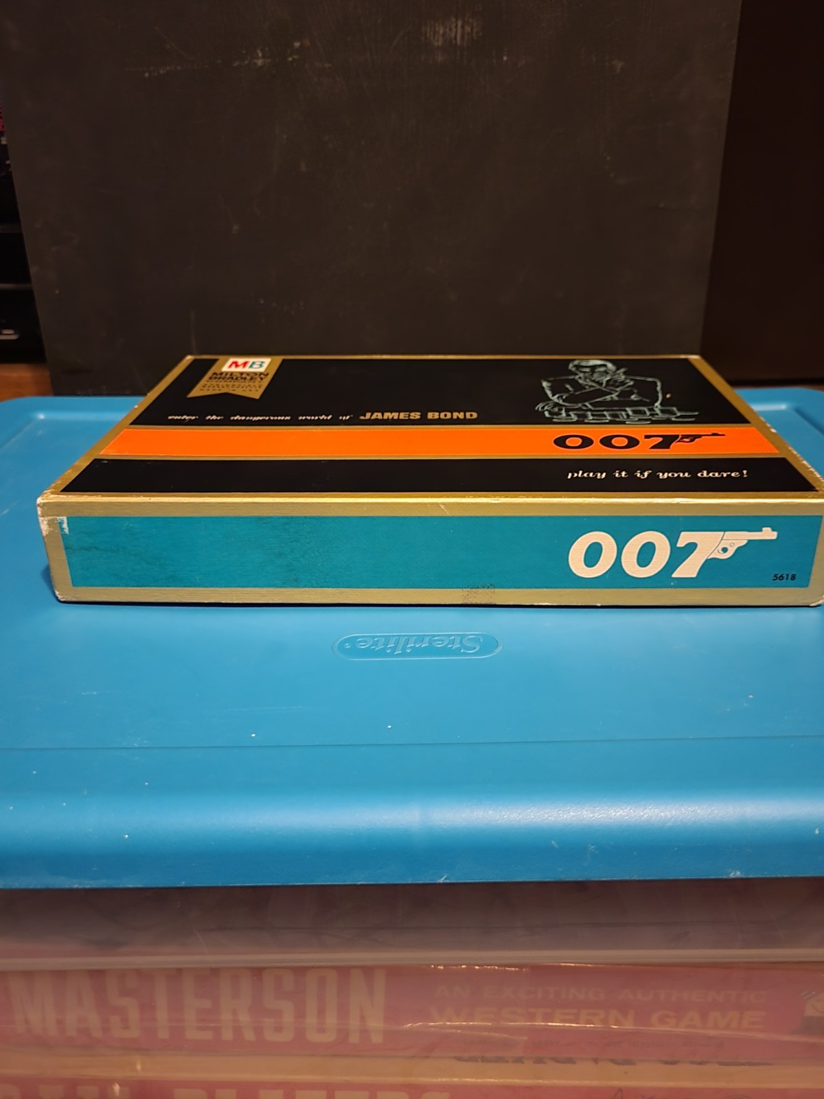 ORIGINAL JAMES BOND 007 BOARD GAME MILTON BRADLEY 1965 COMPLETE!