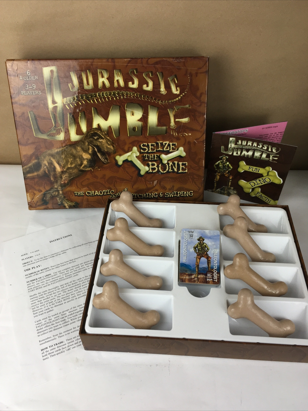 Jurassic Jumble Game Seize The Dinosaur Bone Set Age 6+ 3-9 Players Cards-Sealed