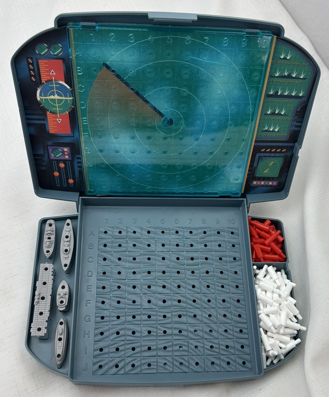 1996 Battleship Game by Milton Bradley Complete in Great Condition FREE SHIPPING