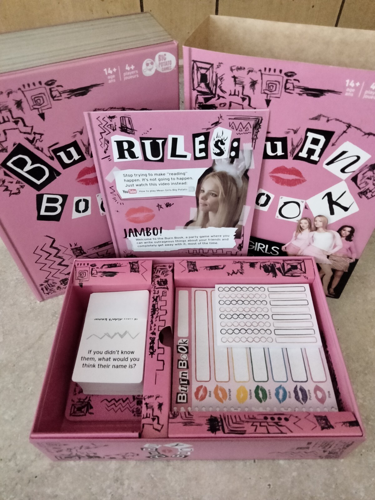 MEAN GIRLS – Burn Book A Party Board Game