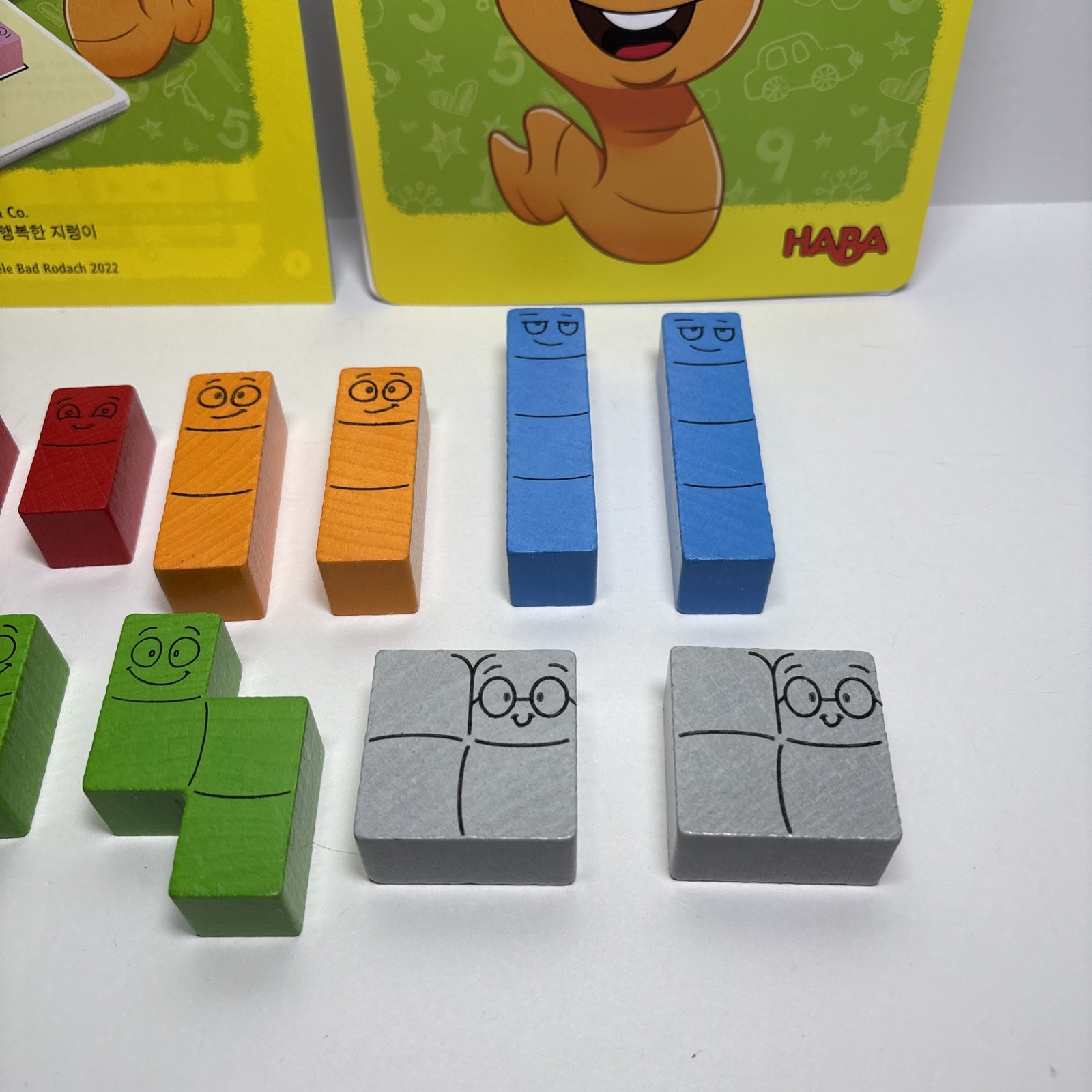 Logic! Games Happy Worms Logic Block Game HABA PLAY – STEM & Spatial Awareness