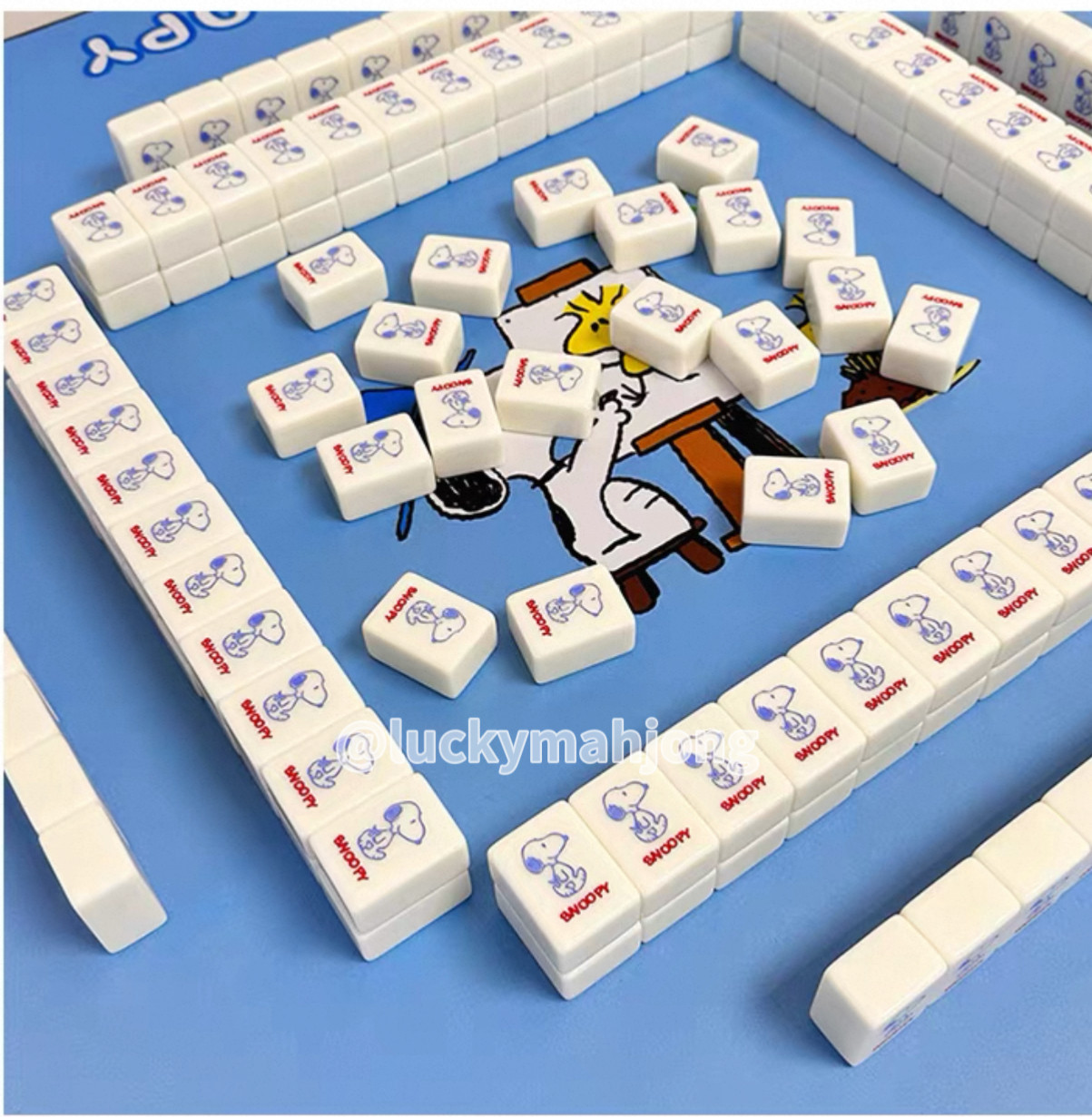 2026 Snoopy Premium Large-size Mahjong Tiles Set + Leather Suitcase