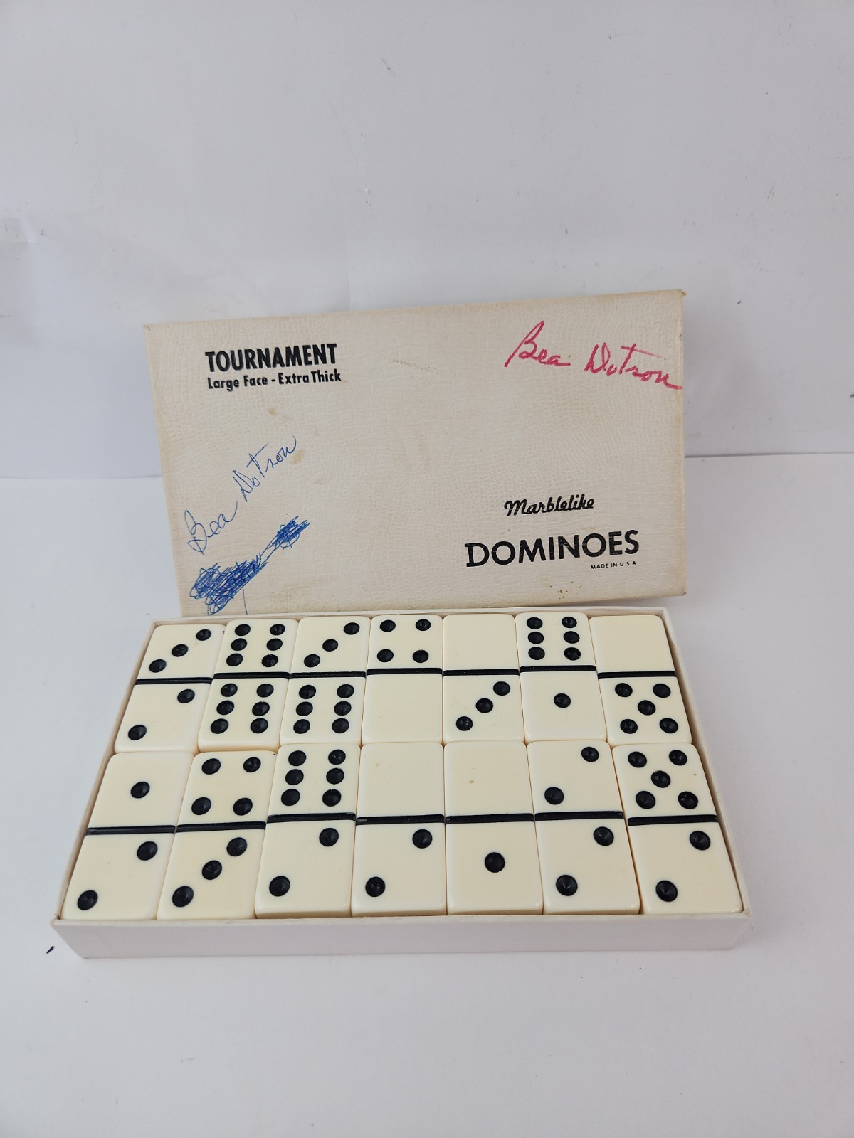Puremco Tournament Marblelike Dominoes #1632 Large Face Extra Thick Made in USA.