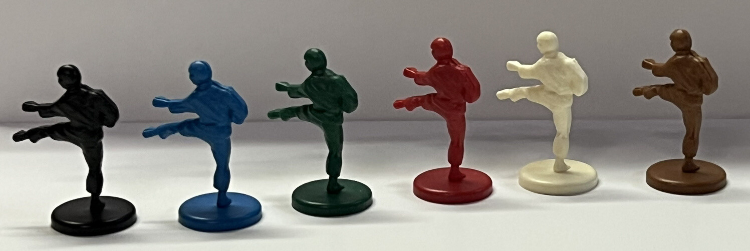 Vintage 1985 BRUCE LEE/ GREEN HORNET- 6 Set COLORED GAME PAWN PIECES UNIQUE RARE