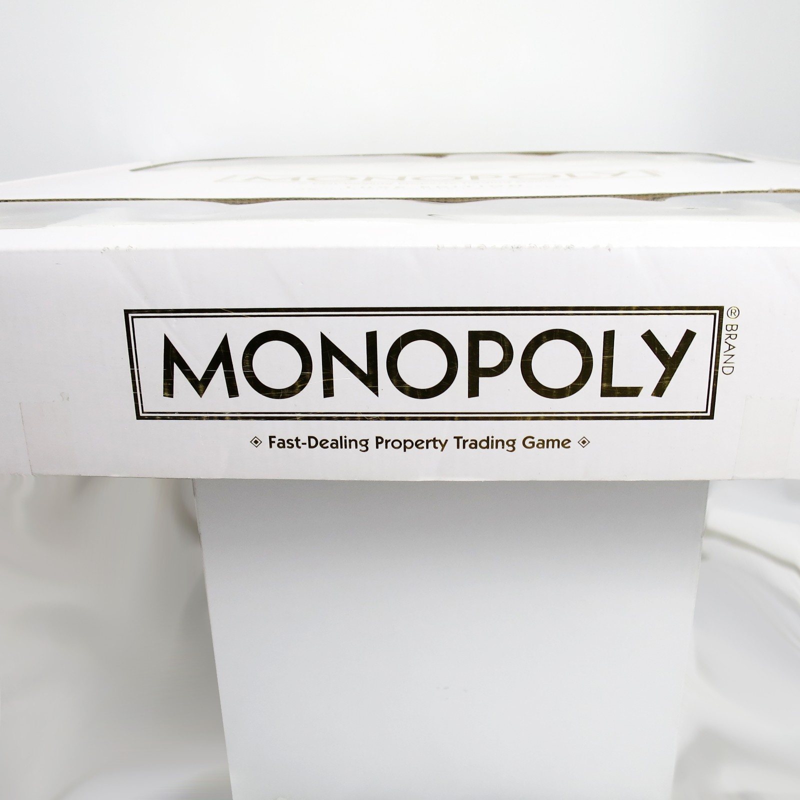 RARE 2016 Hasbro Monopoly Luxury LUXE White and Gold Limited Edition New Sealed
