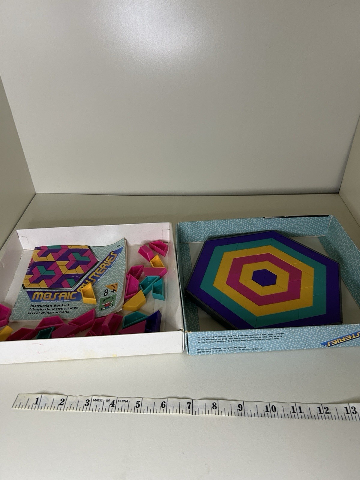 1992 MOSAIC MYSTERIES A PATTERN BLOCK DESIGN ACTIVITY SET DISCOVERY TOYS