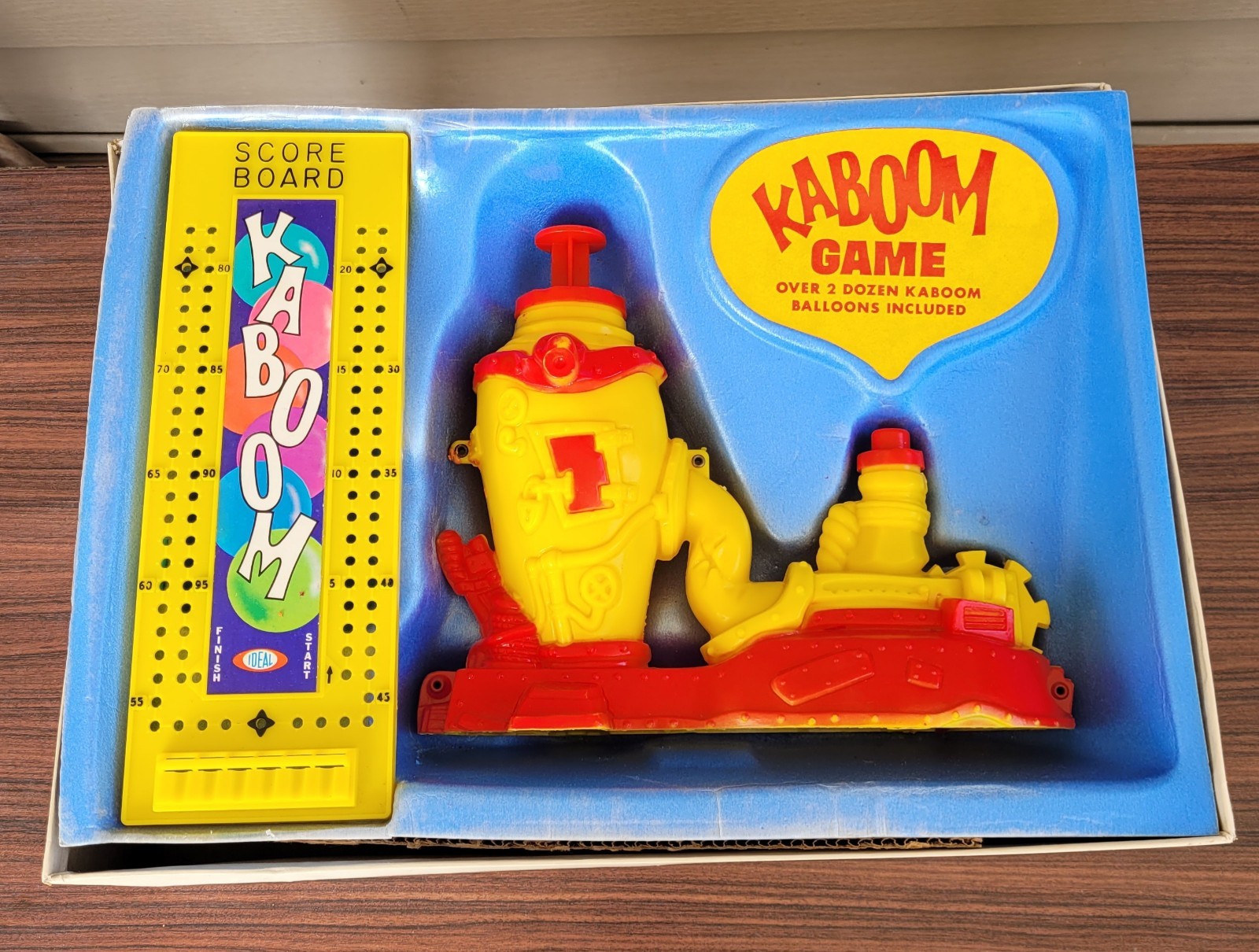 Vintage KABOOM 1966 Game Ideal Complete with new ballons