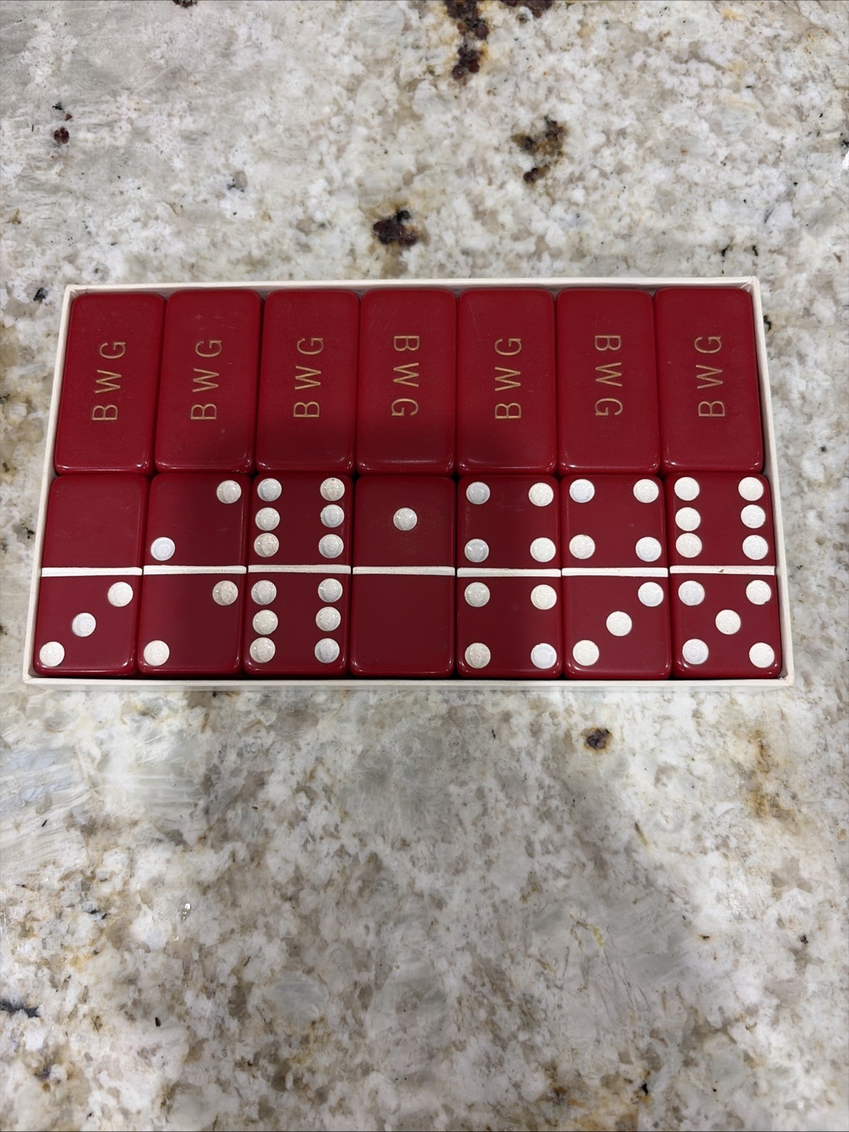 DOMINOES VINTAGE PURMAWEAR STANDARD SIZE PUREMCO NO. 30 BEVELED EDGES RED