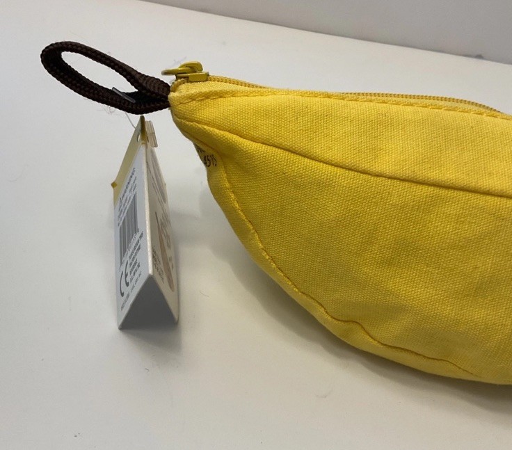 Bananagrams Game Crossword Word Play Complete 144 Pieces + Zip Bag