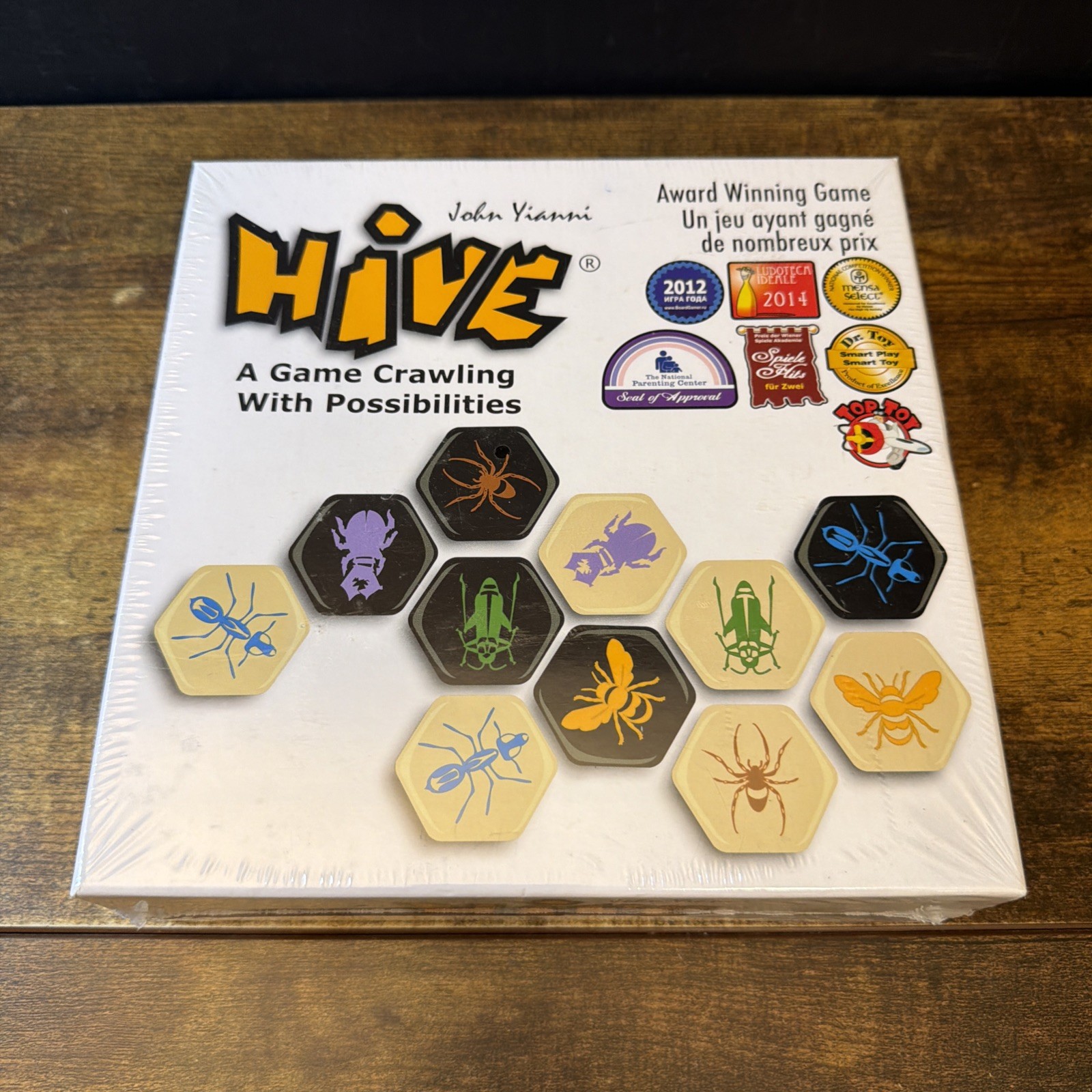 HIVE by John Yianni Smart Zone Games Brand New Sealed