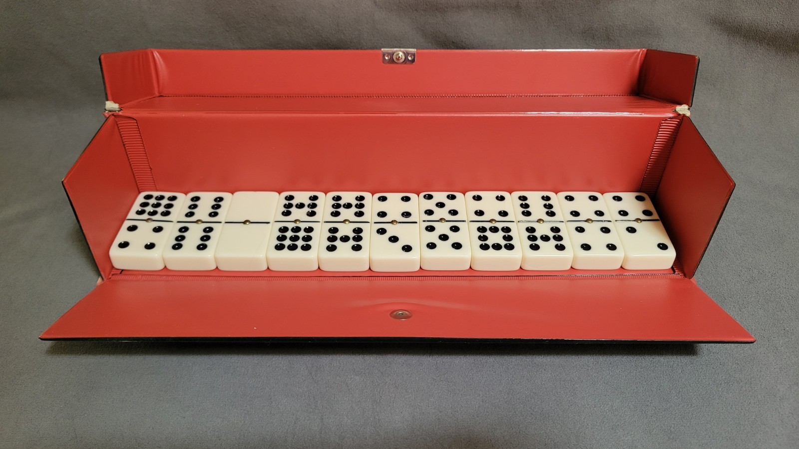 Double Nine Dominoes Ivory Color Tiles Slim Travel Case