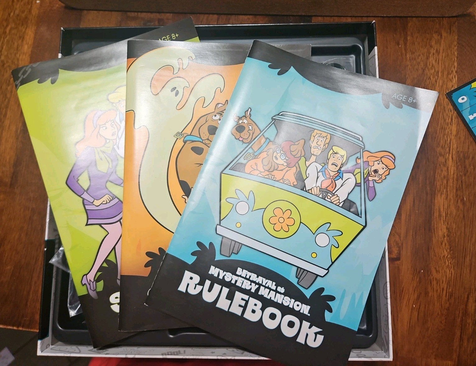 Scooby Doo! Betrayal at Mystery Mansion AVALON HILL Complete In Box