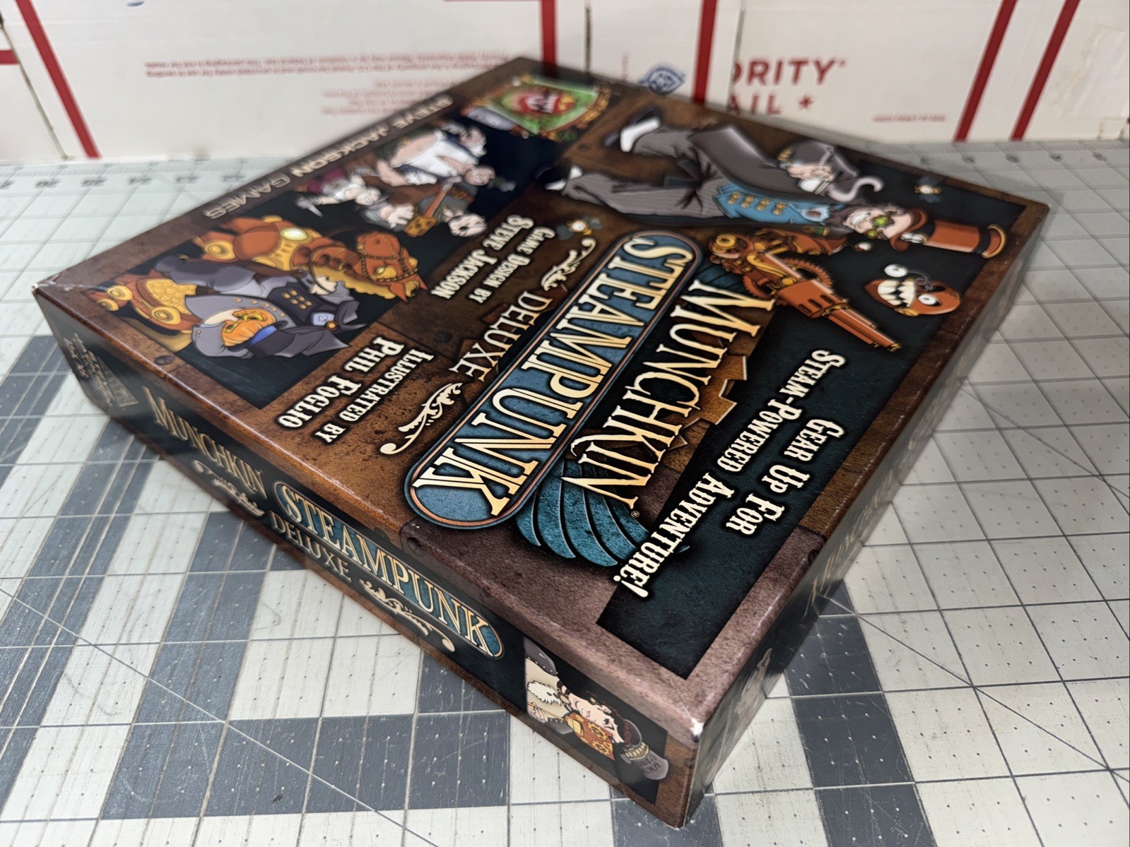 Munchkin Steampunk Deluxe Board Game – Steve Jackson Games Excellent Condition