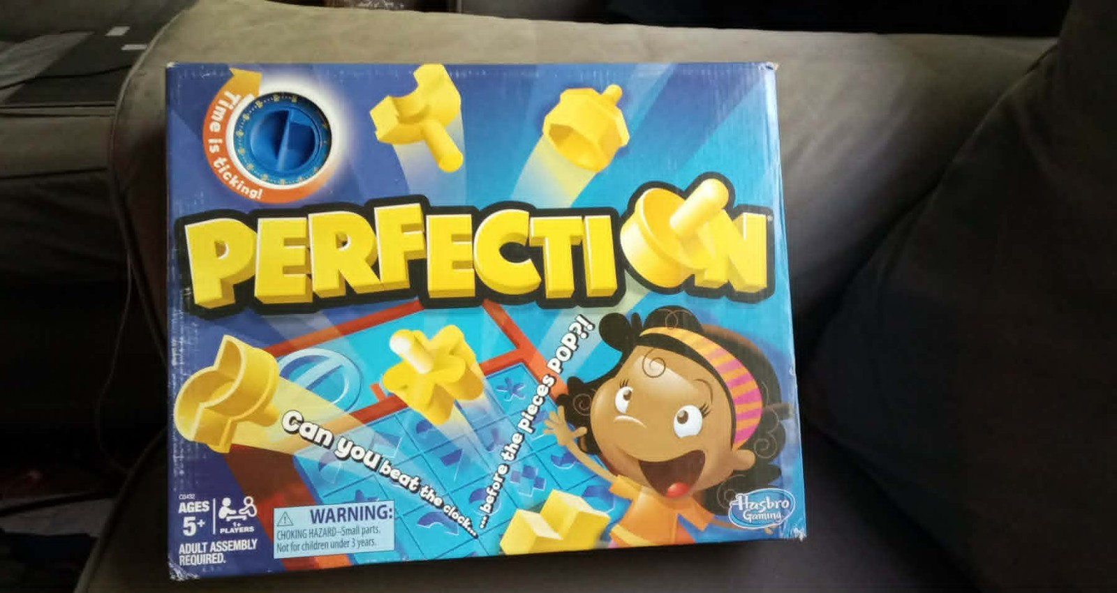 Perfection Board Game Hasbro Kids 2016 Beat The Clock Before It Pops! NEW