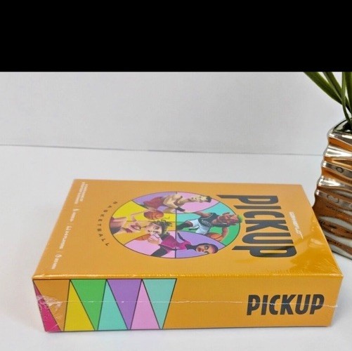 GAMEFLO PICKUP BASKETBALL CARD GAME. NEW/SEALED 2-6 PLAYERS AGES 8+ STRATEGY