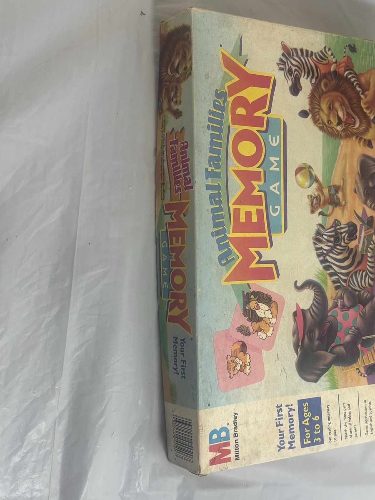 VINTAGE 1990 Animal Families Memory Card Match Game By Milton Bradley COMPLETE!