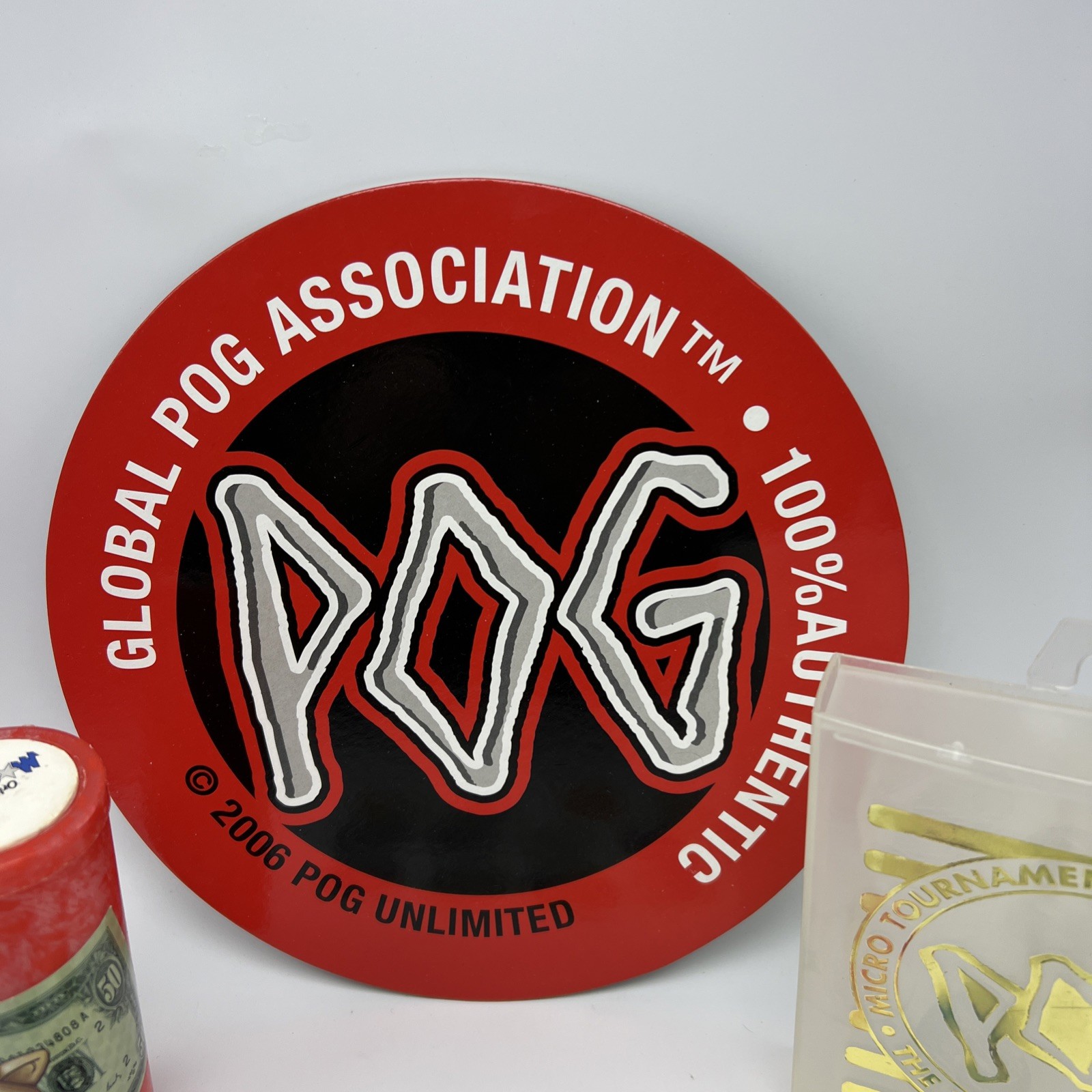 1990s POG – Micro Tournament Game Pack The World Pog Federation Case Plus T4565