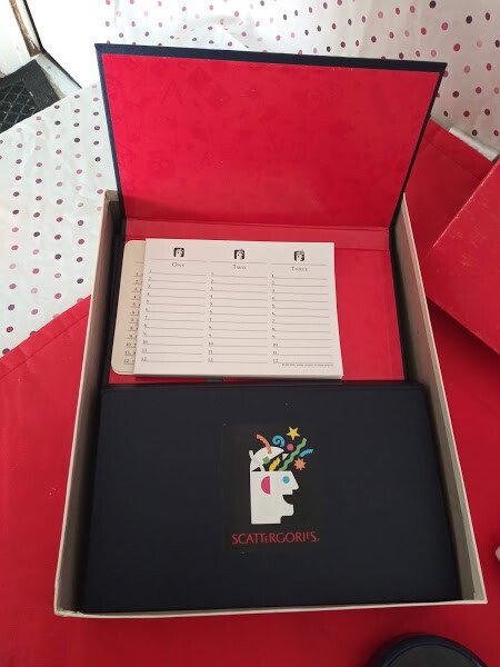 The Game of Scattergories Word Game by Parker Brothers 1988 vintage EUC