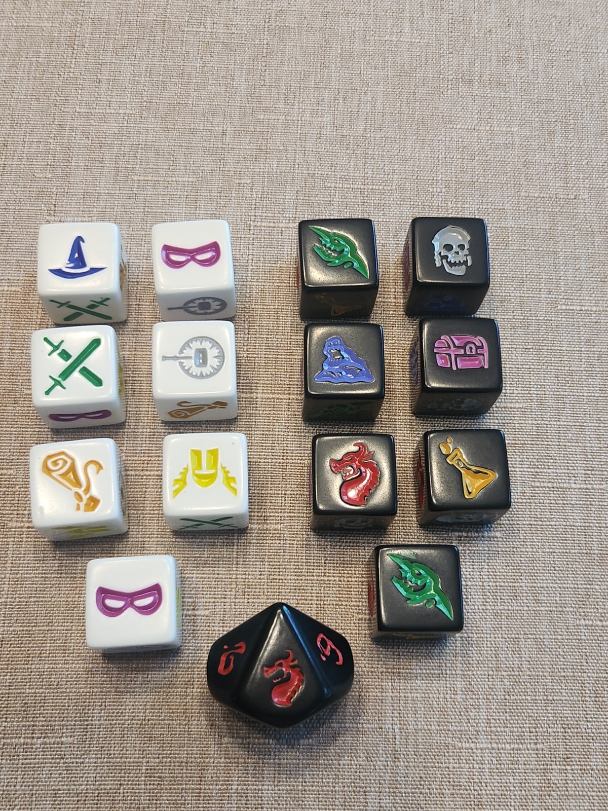 Dungeon Roll Dice Game with Winter Heroes Promo Pack TMG 2013 (1 Token Missing)