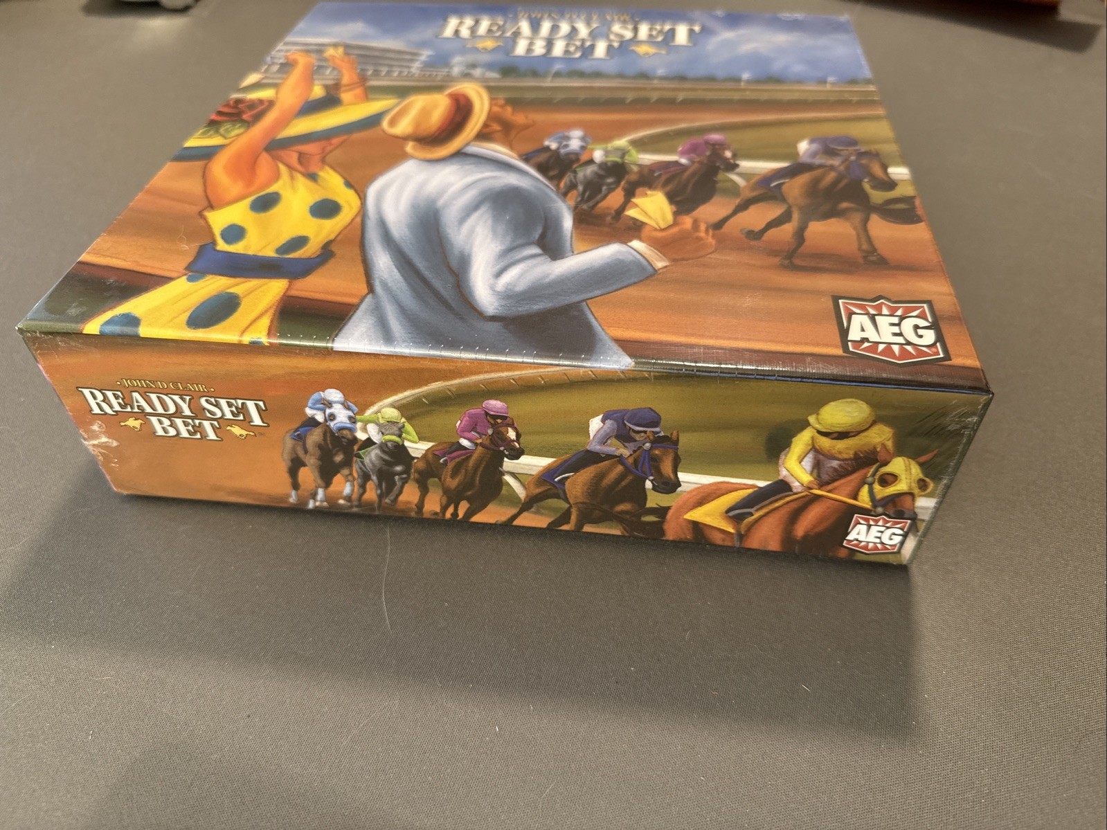 Ready Set Bet – Party / Strategy Board Game – Alderac Entertainment Group (AEG)