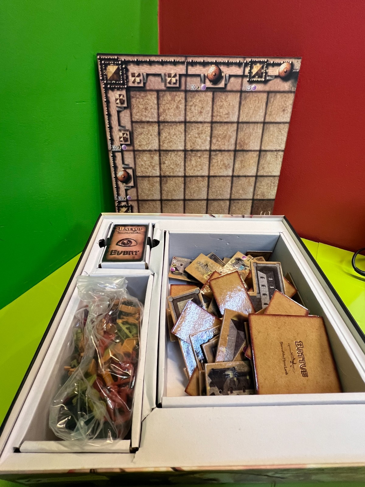 BATTUE STORM OF THE HORSE LORDS Red Juggernaut Board Game