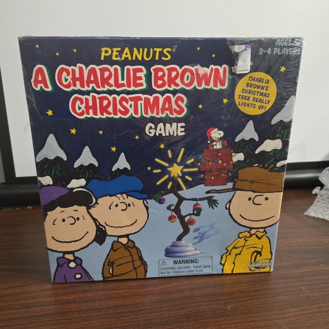 PEANUTS A Charlie Brown Christmas Board Game 2007 Sababa Toys New in Box