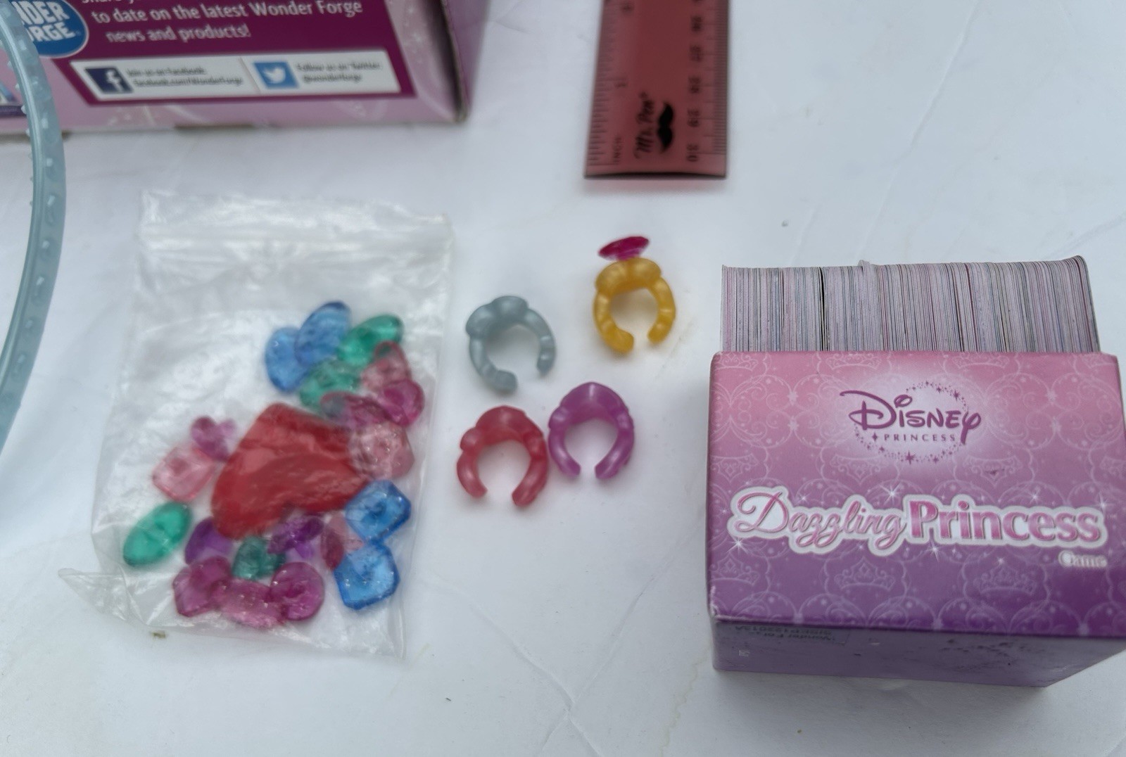 DAZZLING DISNEY PRINCESS Jewelry Tiara Game Complete Belle , Cinderella , Ariel