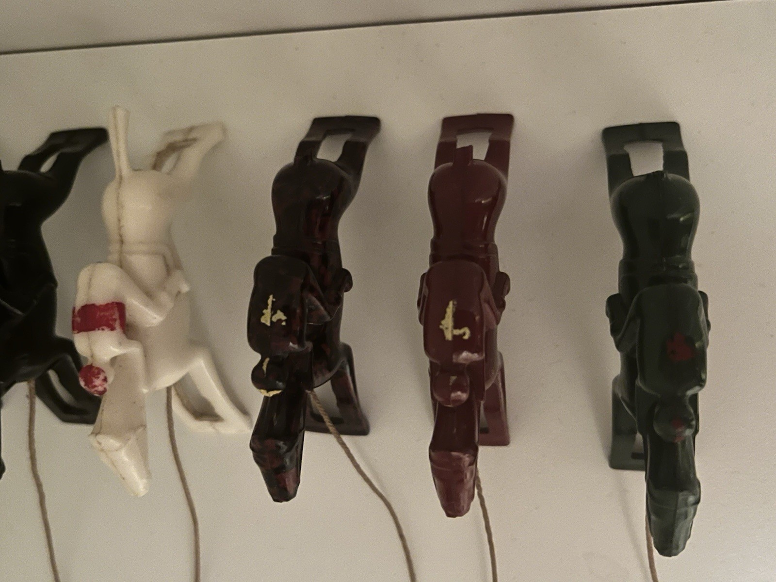 1945 Raceplay Horse Racing Bakelite Game RARE – From Australia