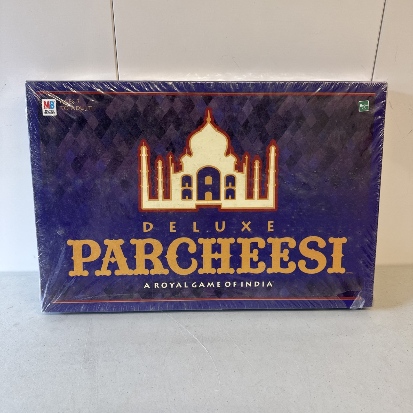 Deluxe PARCHEESI by Milton Bradley 1999 Edition Royal India Game Vintage NEW