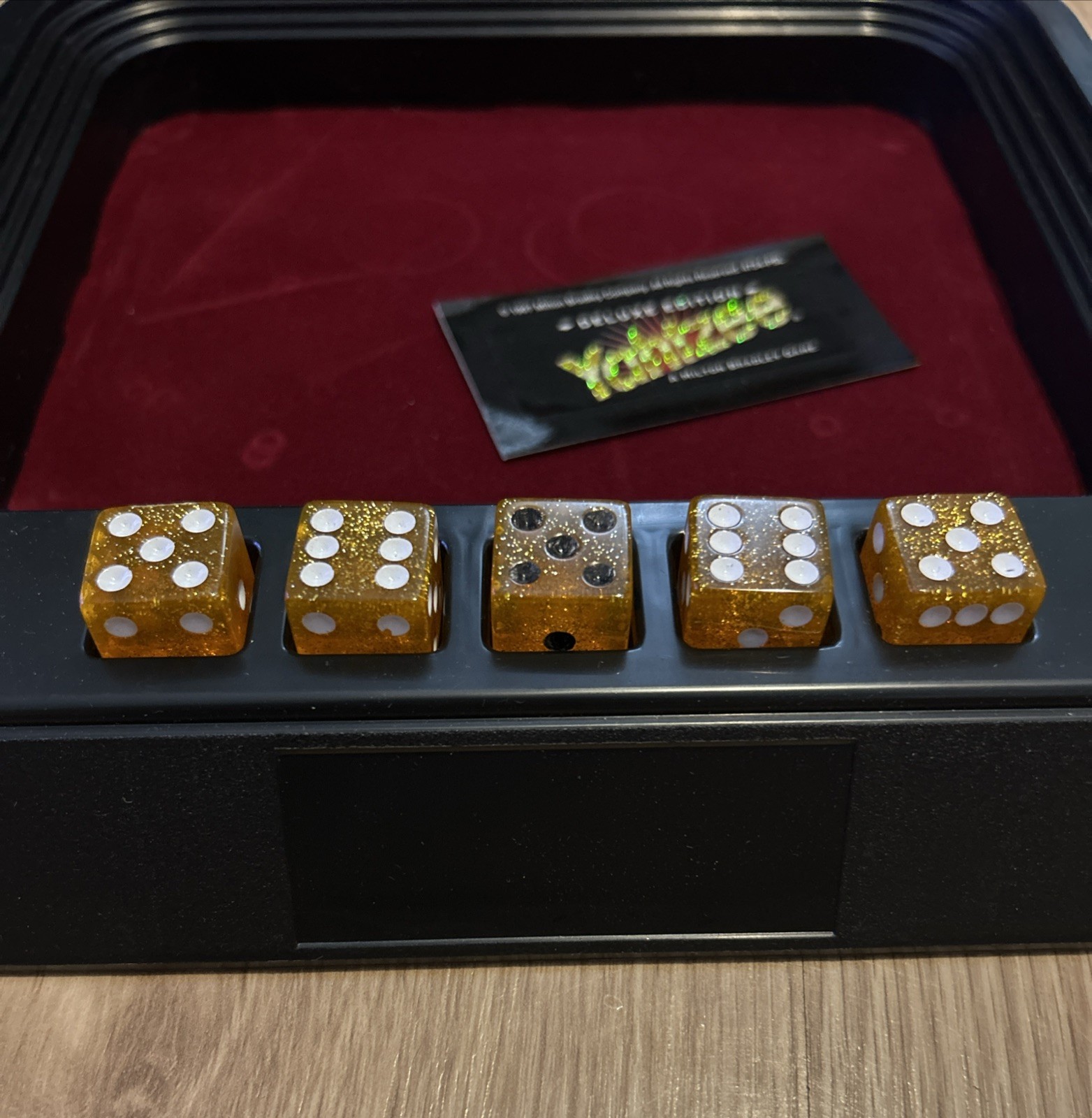 **NEW OPEN BOX** Milton Bradley Yahtzee Deluxe Edition 1997 Gold Dice Board Game
