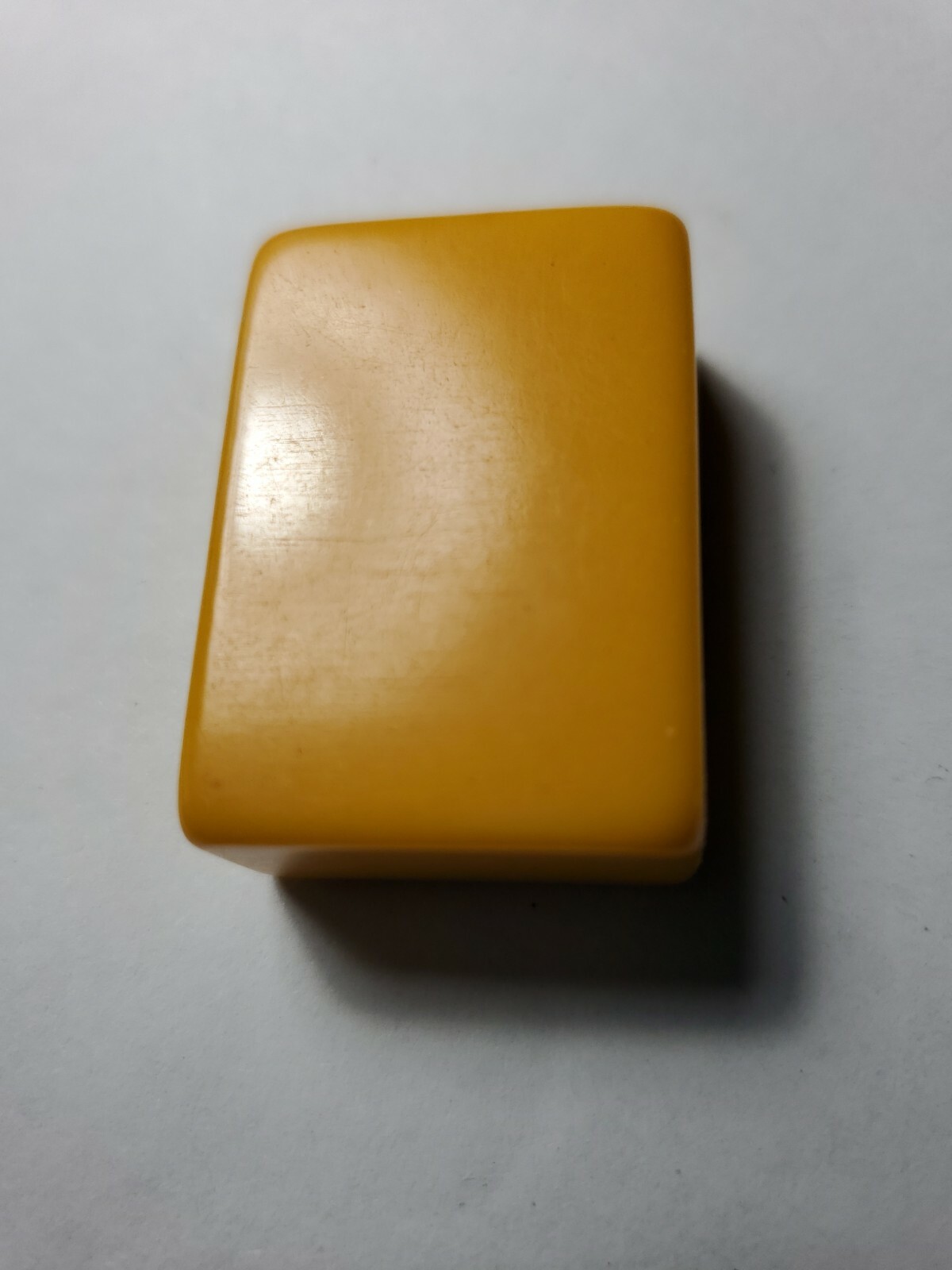 VINTAGE MAH JONG TILES CHINESE BAKELITE 1 1/4″ tall 7/8″ wide 1/2″ thick