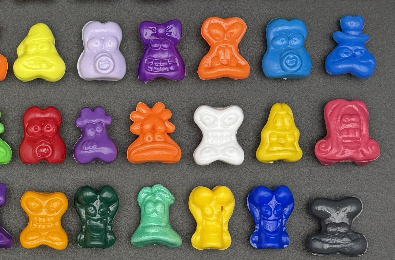 Classic Gogo’s Crazy Bones Series 1 Lot of 100 Mixed Figures Solid Variants