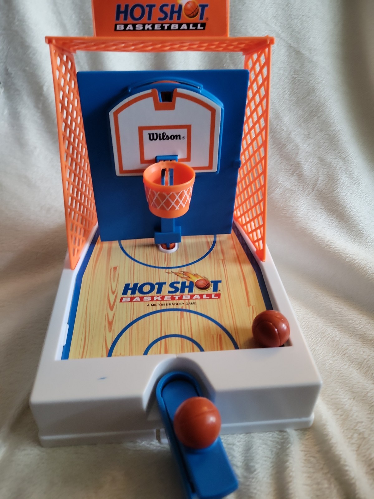 Vintage 1992 Milton Bradley Travel Hot Shot Basketball Game w/ Box