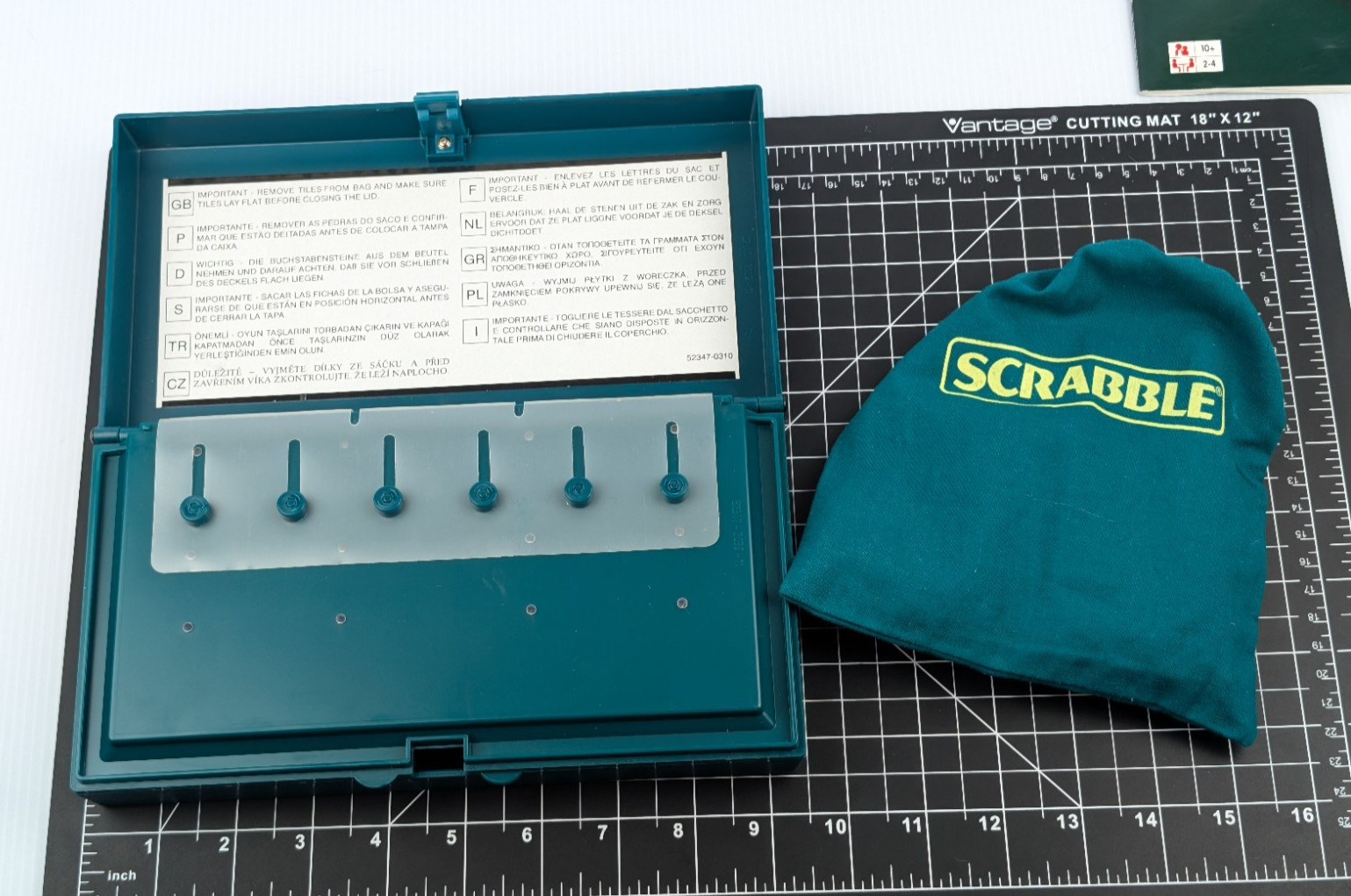 Vintage Scrabble Board Game Travel Hard Case Green 100% COMPLETE