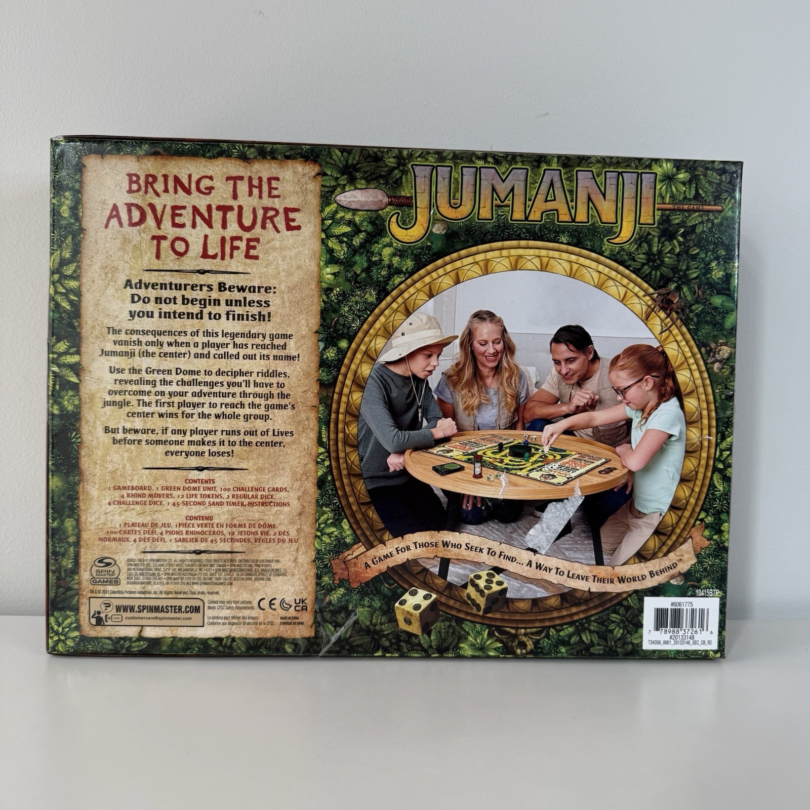 Jumanji The Game: The Classic Scary Adventure Family Board Game COB Never Used