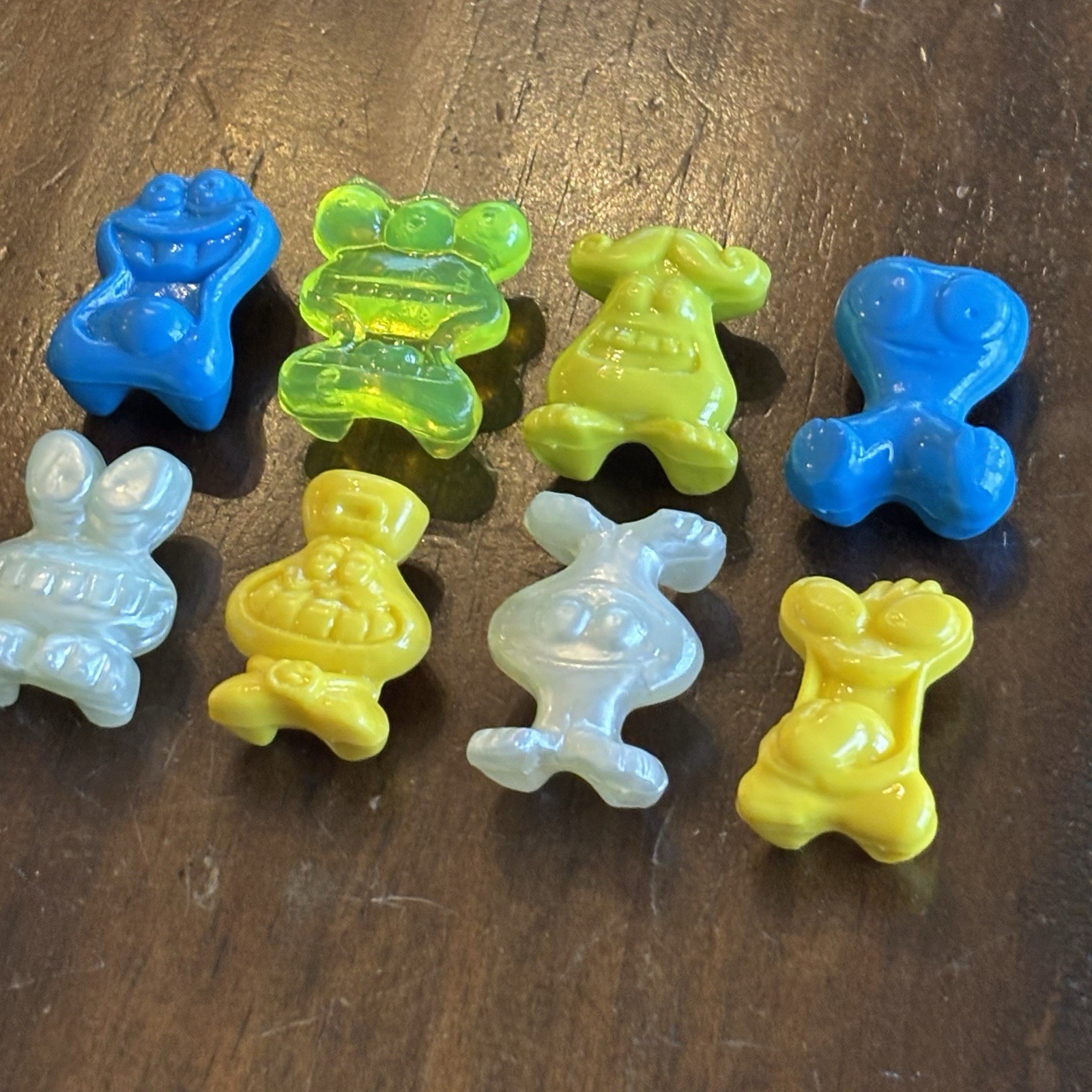 SET of Skinny Bombers Gogo’s Crazy Bones USA version set of 8 Figures