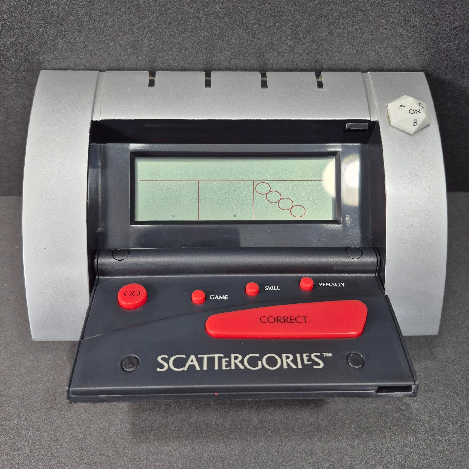 Scattergories Electronic Game Platinum Edition 2001