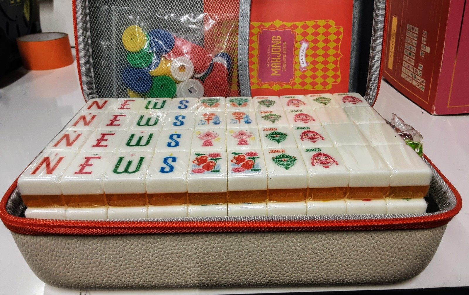 Maison Lude Mahjong Cirquejong Edition 160 Tiles Premium Leather Carrying Case