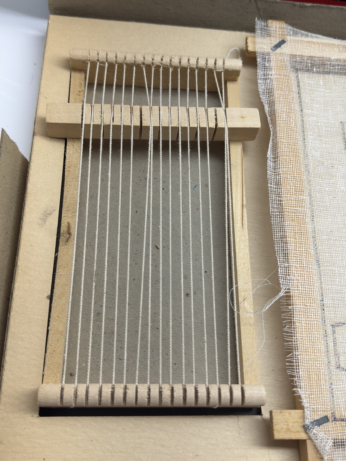 Vintage 1941 Indian-Craft Loom Weaving Set Progressive Toy #1006 USA RARE PARTS