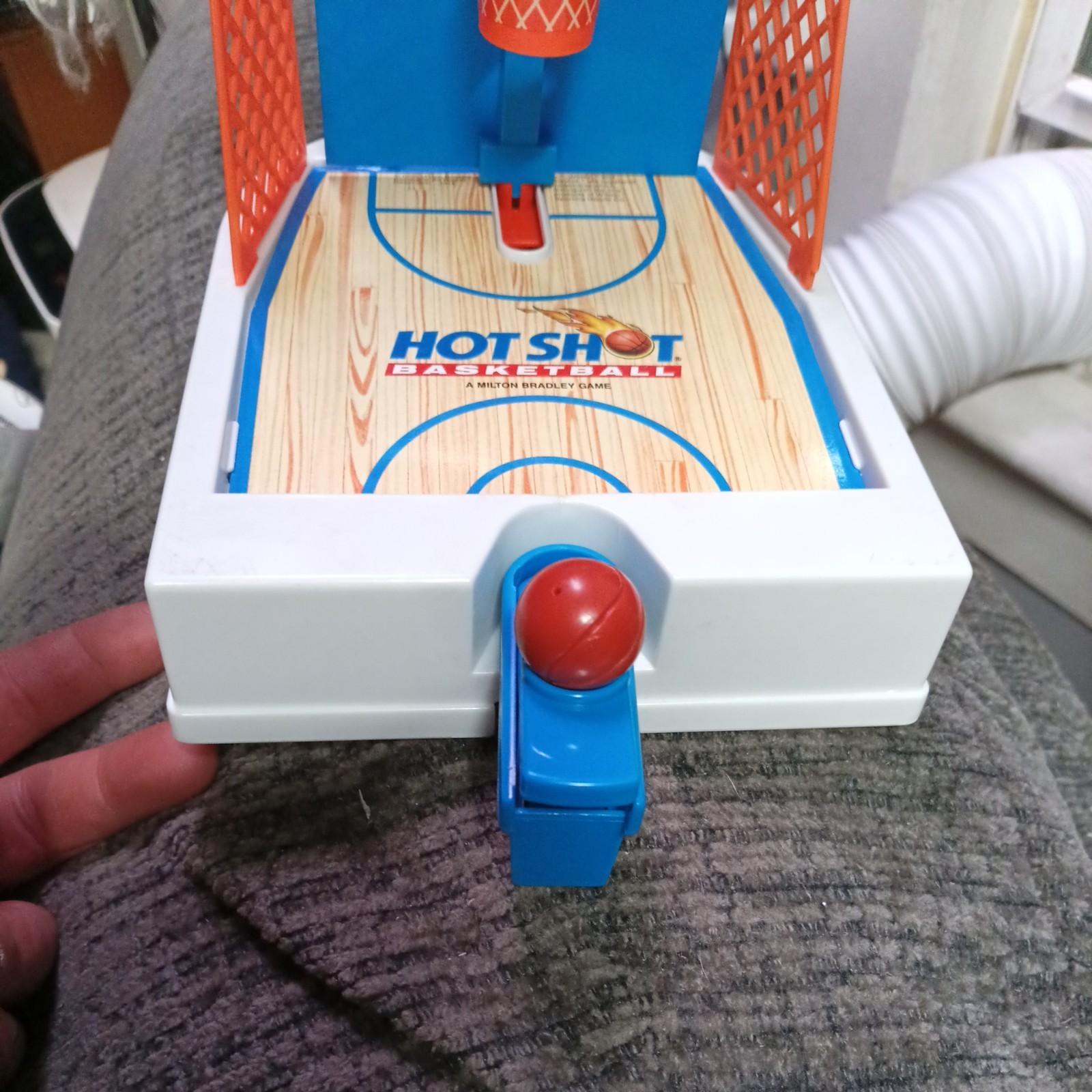 Vintage MB Hot Shot Basketball Travel Game Milton Bradley Complete Tested