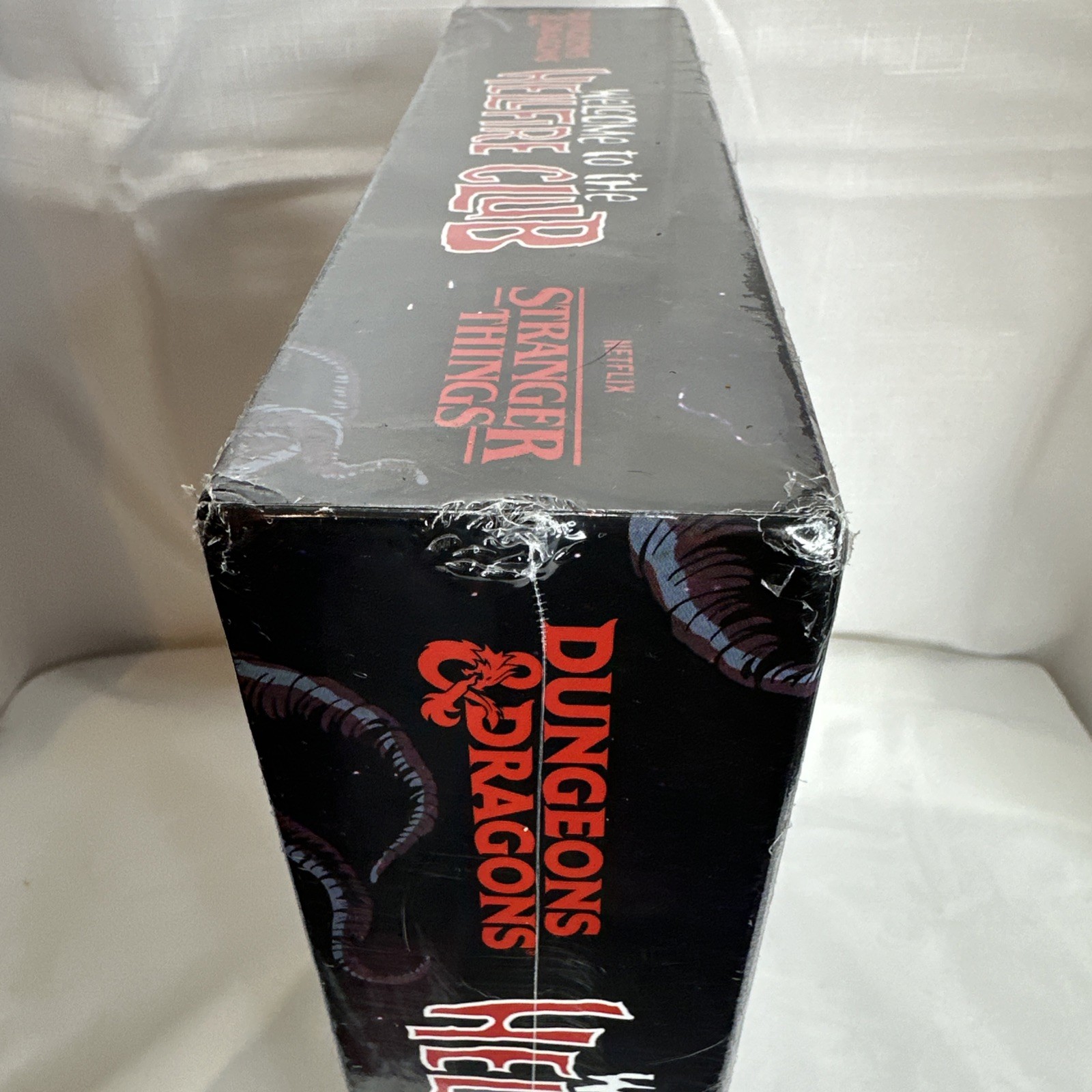 Dungeons & Dragons: Stranger Things: Welcome to the Hellfire Club New Sealed (B)
