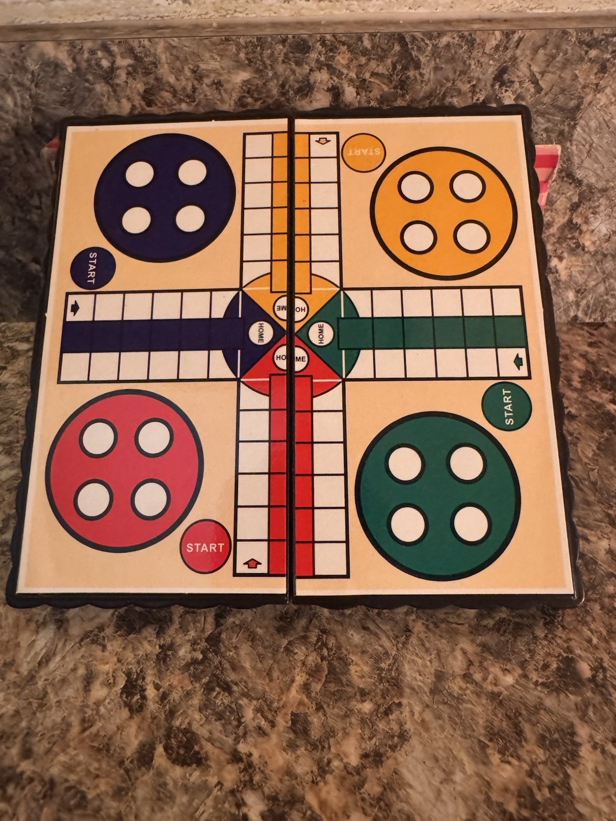 GAME Ludo Magnetic Travel Game, Complete Board Game Set, MPN 084-00040