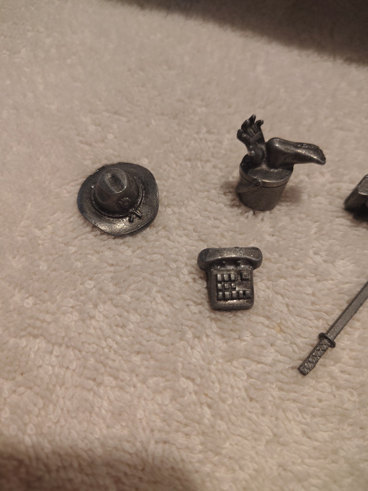 2013 Monopoly ~ Walking Dead Survival Edition ~ Replacement Parts ~ 6 x Tokens