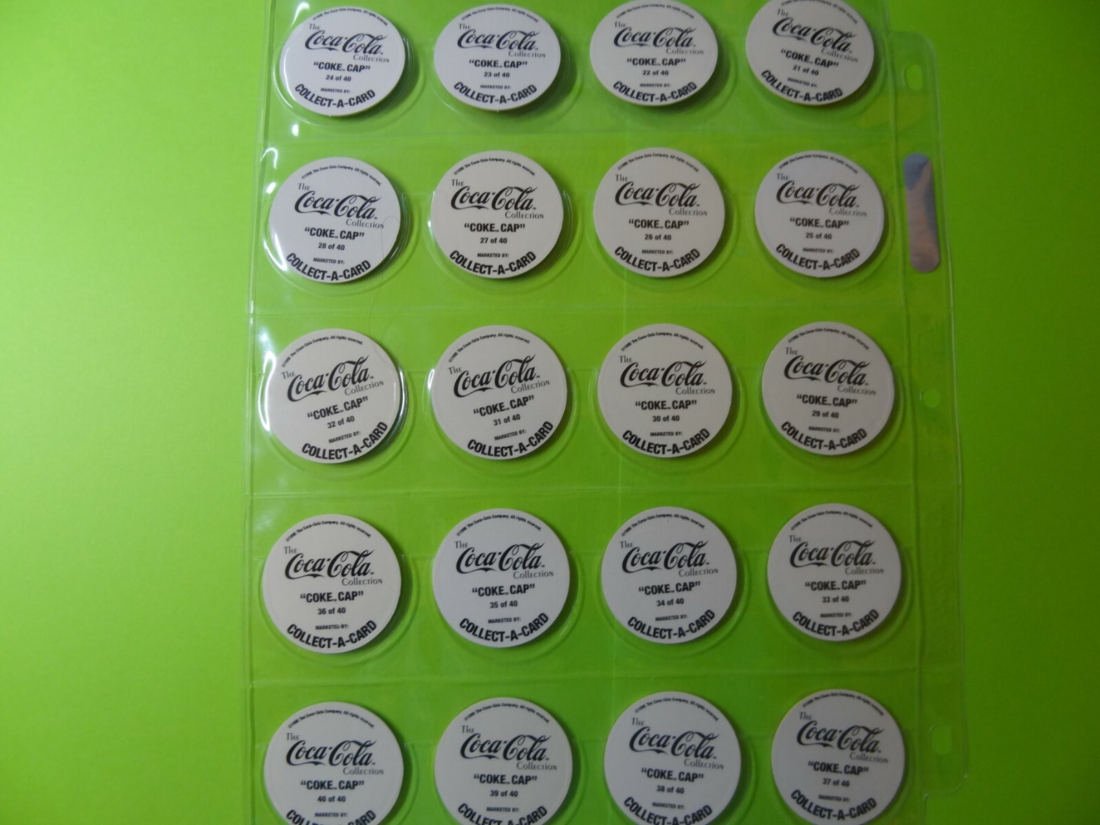 Pogs COCA COLA * Set of 40 * 1995 * Sheets included * Very Nice Set * Coke